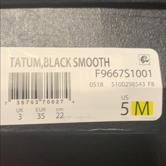 Naturalizer Peep Toe Black Suede Sandal - Picture 3 of 8